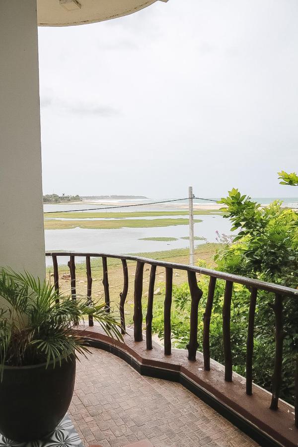 Sunset View Beach Hotel آروغام المظهر الخارجي الصورة